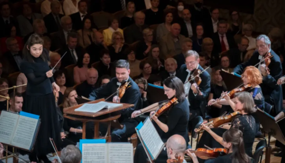 Chan, Shaham And Czech Philharmonic